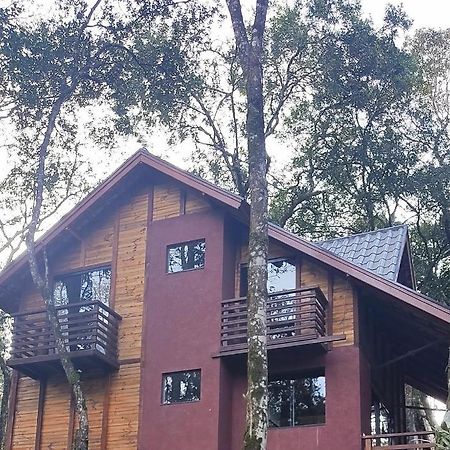 Chale Em Frente Ao Zoologico Villa Curitiba Luaran gambar