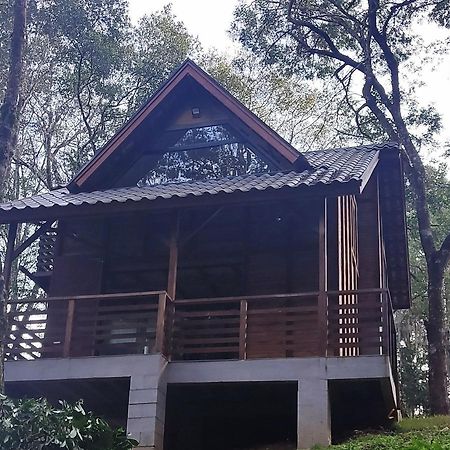 Chale Em Frente Ao Zoologico Villa Curitiba Luaran gambar